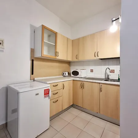 Rialto House דירה